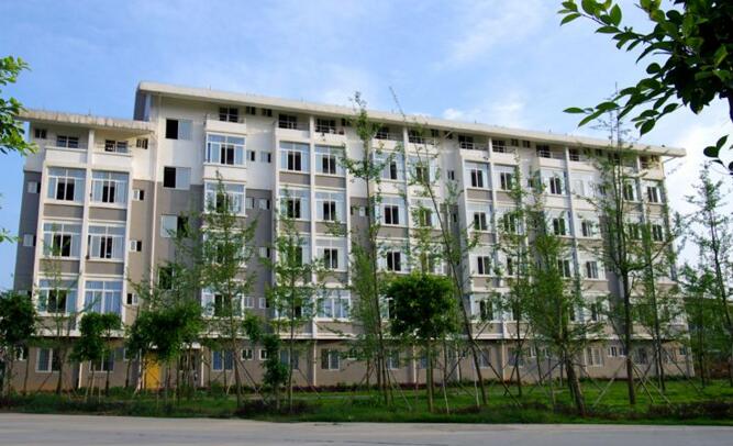 桂林理工大學博文管理學院是幾本怎么樣？公辦還是民辦？學費和環(huán)境如何？